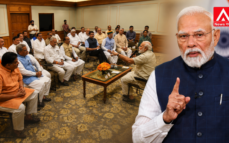 "Don't just make decisions—show results!" Prime Minister Narendra Modi held a four-hour session with the country's top bureaucrats.
